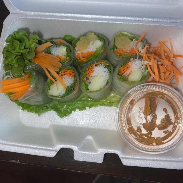 Fresh Garden Rolls.