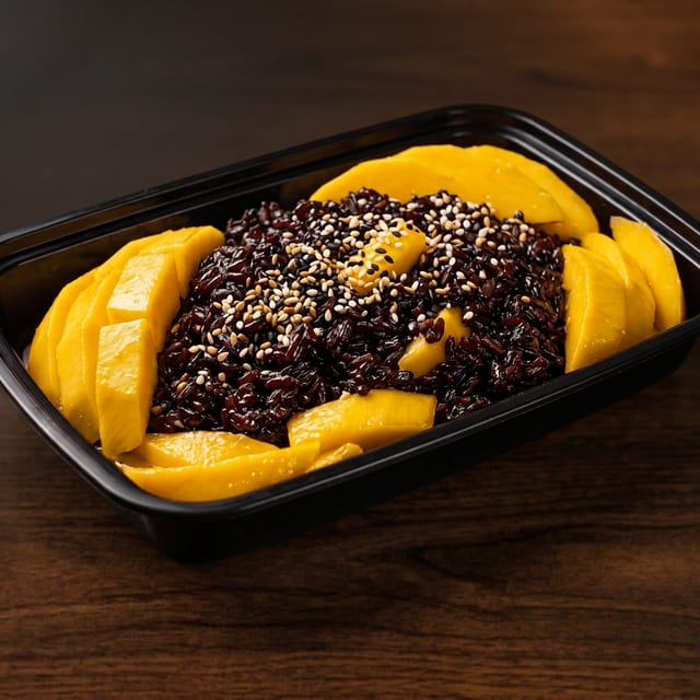 Black Rice Mango Dessert.